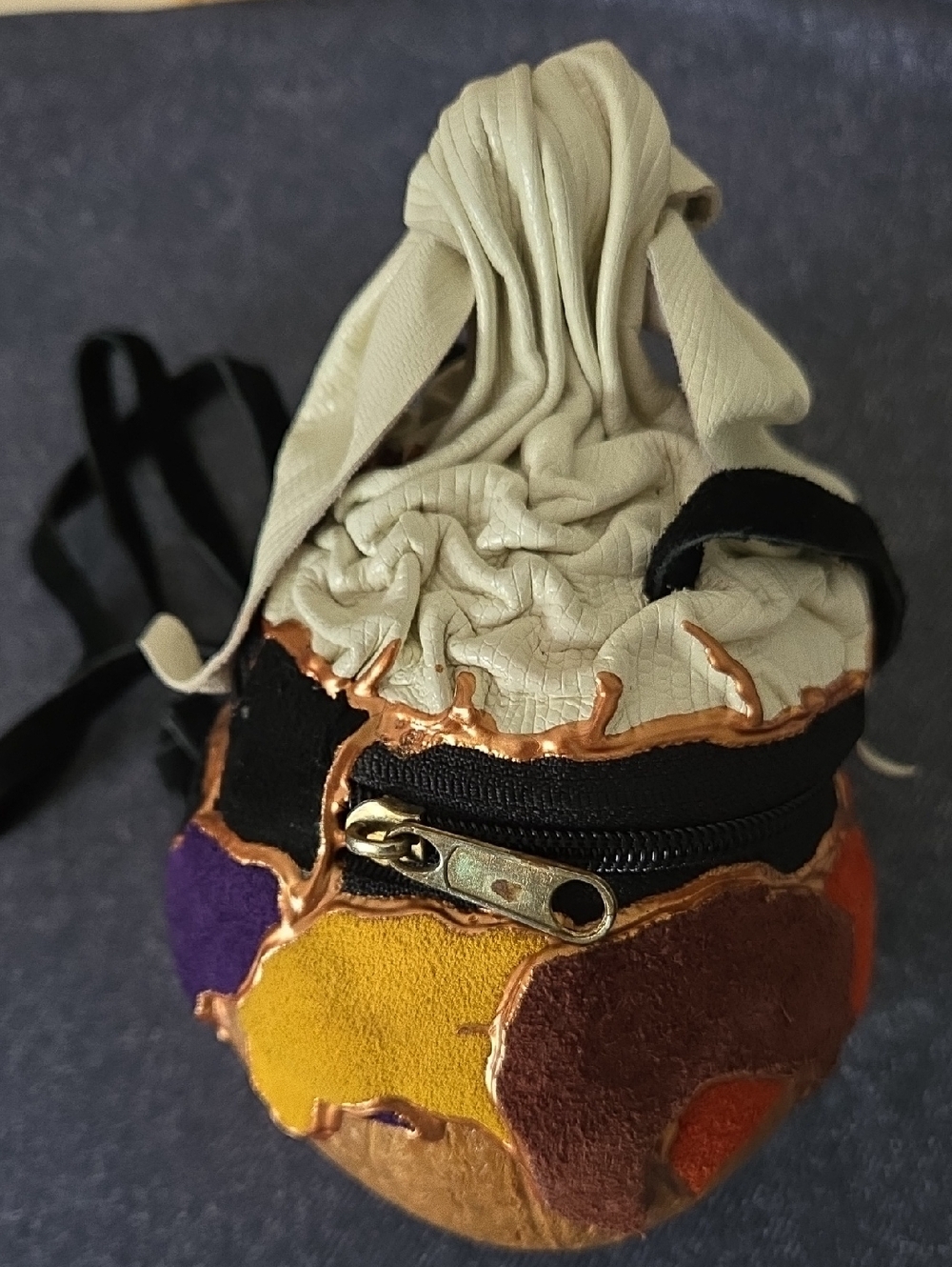 Handcrafted Vintage Coconut Multicolor Leather Cross Body Cord & Zipper Purse - Picture 2 of 7